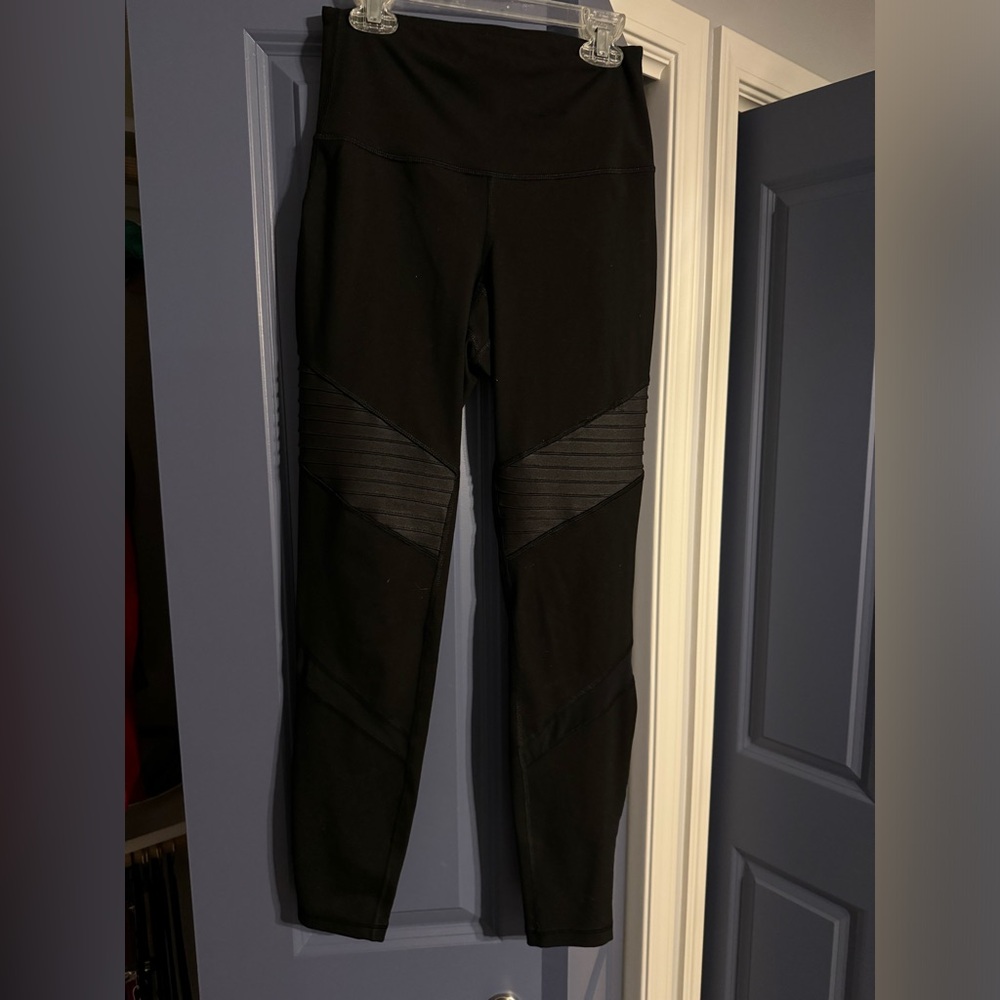 Old Navy Active Leggings
